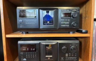 Sony 400 and 300 CD players daisy chained together